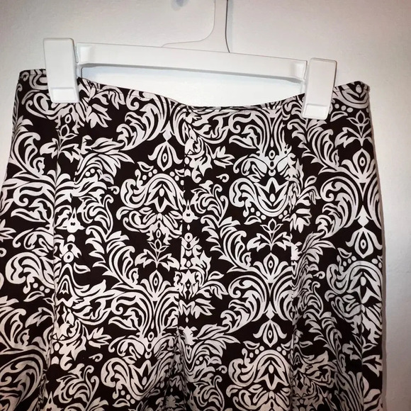 Signature by Bobby bee,12, Brown, white floral contrast, brown white striped hem - Picture 8 of 9